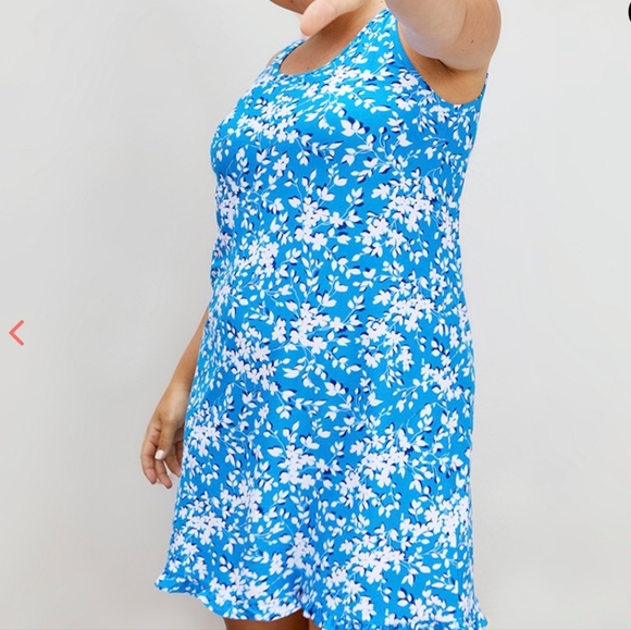 Draper James Ruffle Nightie  Blue White Floral  Comfy Sleep Dress  Women's  L/XL - Picture 4 of 7